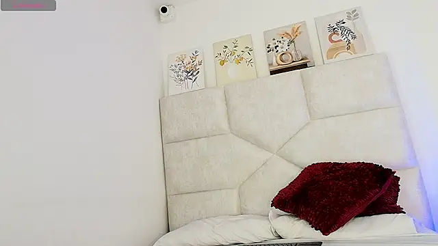 Snapshot of elizawiliamst chatting on 05-30-26, 12:44 elizawiliamst online show from 05-30-26, 12:44