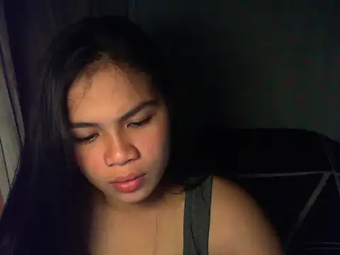 Snapshot of Zachariah_05 chatting on 10-04-25, 02:46 Zachariah 05 online show from 10-04-25, 02:46