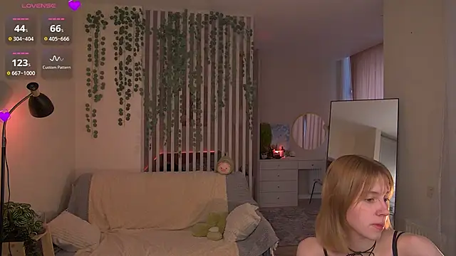 sofiapurex online show from 03-22-26, 02:26