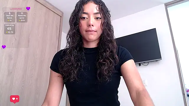 WendySuns  online show from 11-19-25, 05:13