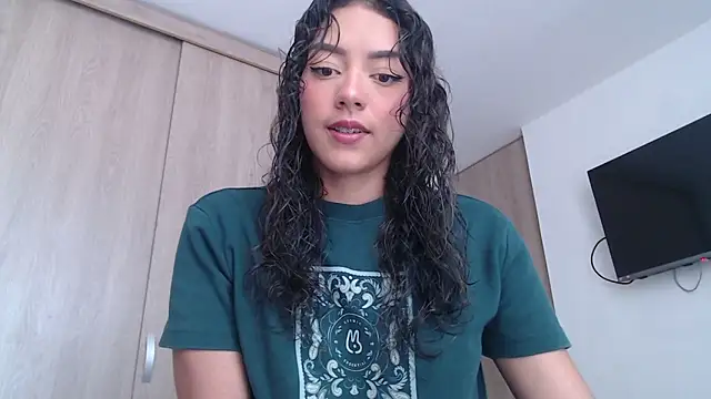 WendySuns  online show from 11-26-25, 05:13