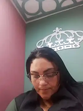 Snapshot of tiffany_Johnson1 chatting on 11-07-25, 05:39 tiffany Johnson1 online show from 11-07-25, 05:39