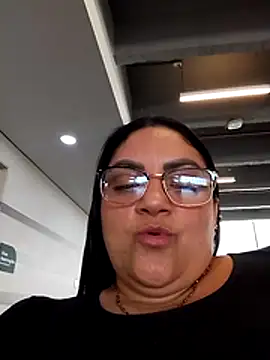 Snapshot of tiffany_Johnson1 chatting on 10-30-25, 06:38 tiffany Johnson1 online show from 10-30-25, 06:38