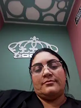 Snapshot of tiffany_Johnson1 chatting on 10-11-25, 09:27 tiffany Johnson1 online show from 10-11-25, 09:27