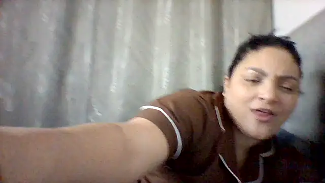 tiffany Johnson1 online show from 05-27-26, 01:37