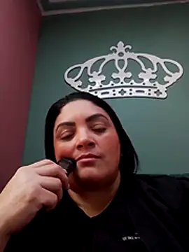 Snapshot of tiffany_Johnson1 chatting on 11-08-25, 03:48 tiffany Johnson1 online show from 11-08-25, 03:48