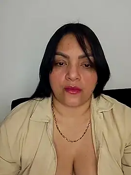 Snapshot of tiffany_Johnson1 chatting on 09-21-25, 03:11 tiffany Johnson1 online show from 09-21-25, 03:11