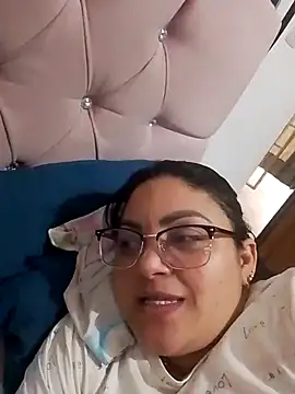 Snapshot of tiffany_Johnson1 chatting on 10-05-25, 03:14 tiffany Johnson1 online show from 10-05-25, 03:14