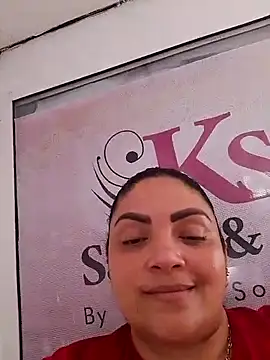 Snapshot of tiffany_Johnson1 chatting on 10-28-25, 07:02 tiffany Johnson1 online show from 10-28-25, 07:02