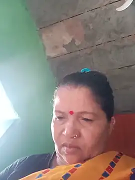 Manavi x online show from 06-12-26, 12:52