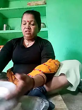 Manavi x online show from 06-04-26, 01:21
