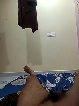 bobby3374 online show from 09-15-25, 04:18