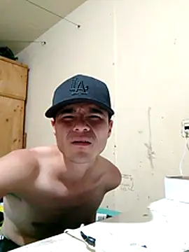 Snapshot of 8zime chatting on 11-12-25, 09:35 8zime online show from 11-12-25, 09:35