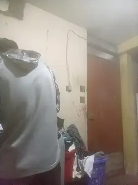 Bebicho14 online show from 04-06-26, 05:30