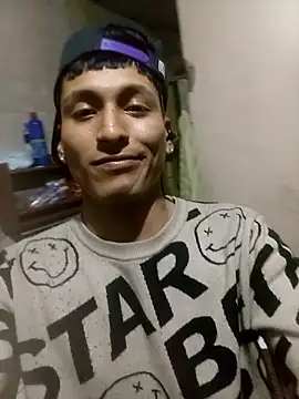 Bebicho14 online show from 09-25-25, 04:51