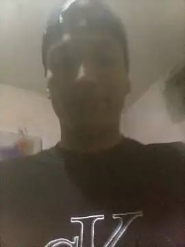 Bebicho14 online show from 11-21-25, 04:33