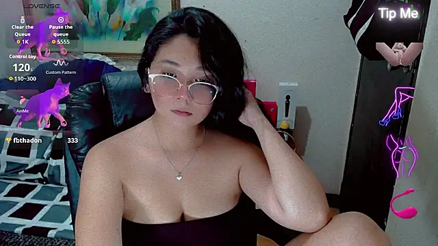 Snapshot of Filipinapoca chatting on 07-20-26, 10:22 Filipinapoca online show from 07-20-26, 10:22