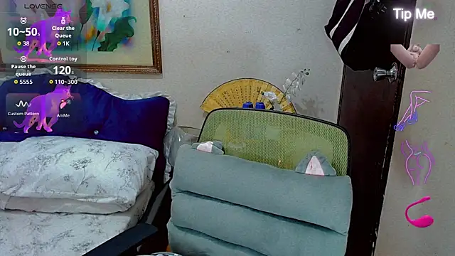 Snapshot of Filipinapoca chatting on 06-14-26, 02:18 Filipinapoca online show from 06-14-26, 02:18