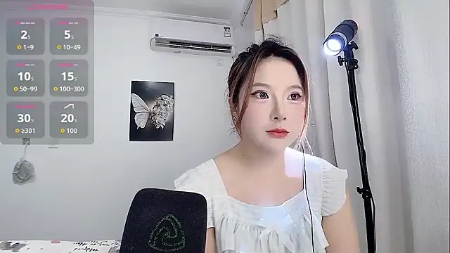 Snapshot of medusanamei chatting on 09-23-25, 06:15 medusanamei online show from 09-23-25, 06:15