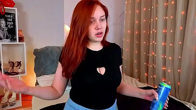 PollyVinice online show from 11-26-25, 12:05