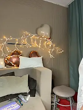 PollyVinice online show from 02-28-26, 06:18