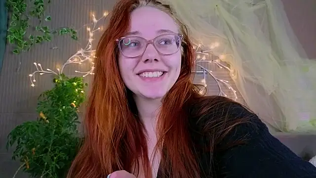 Snapshot of PollyVinice chatting on 05-09-26, 10:46 PollyVinice online show from 05-09-26, 10:46