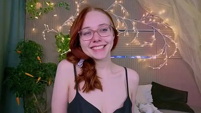 Snapshot of PollyVinice chatting on 05-04-26, 03:48 PollyVinice online show from 05-04-26, 03:48