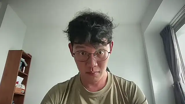 Passionatetwink2 online show from 09-10-25, 08:24