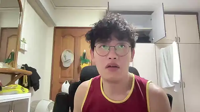 Passionatetwink2 online show from 02-07-26, 08:33