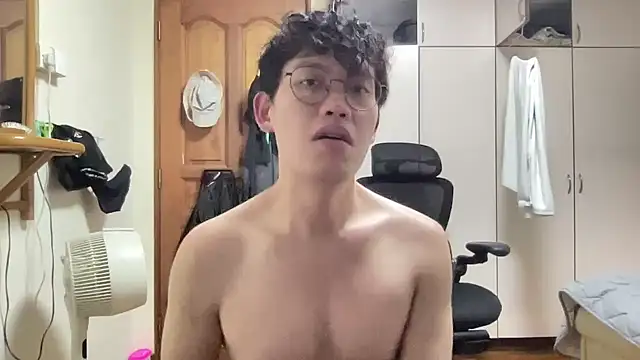 Passionatetwink2 online show from 10-15-25, 11:29