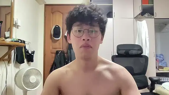 Passionatetwink2 online show from 11-06-25, 04:11