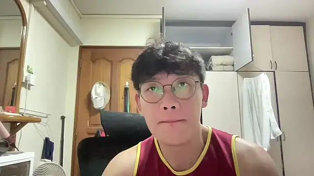 Passionatetwink2 online show from 05-09-26, 03:26