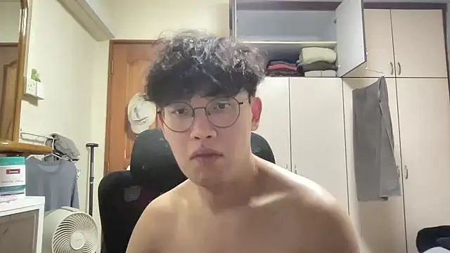 Passionatetwink2 online show from 03-23-26, 03:01