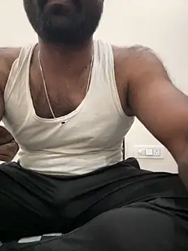 DJLOVE280825 online show from 03-10-26, 09:52