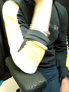 chocolate alone online show from 02-07-26, 10:23