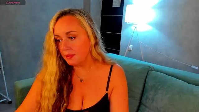 Sky Kuper online show from 11-11-25, 12:38