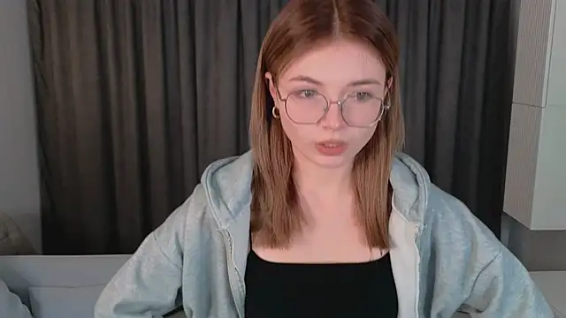 Susan Gardner online show from 09-29-25, 01:39