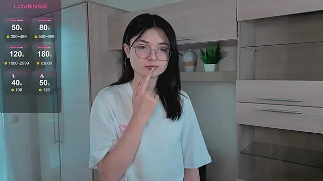 Susan Gardner online show from 11-14-25, 06:06