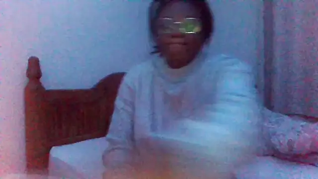 SexyGemBeautyX online show from 11-21-25, 07:13