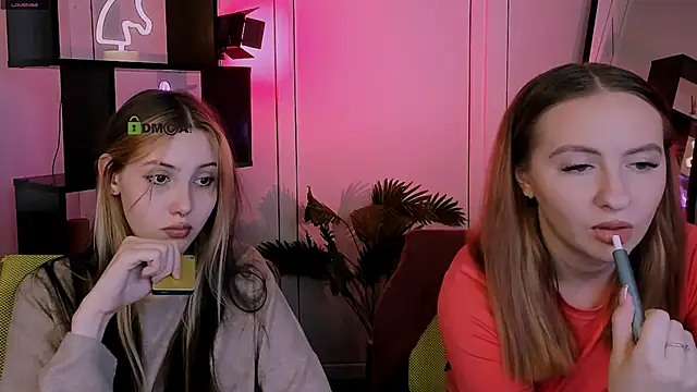 mila glow1 online show from 11-05-25, 12:52