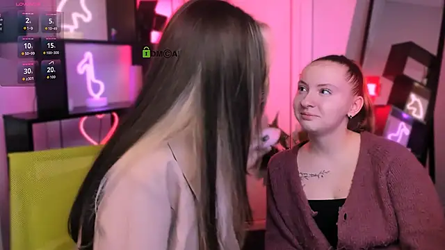 mila glow1 online show from 11-30-25, 07:25