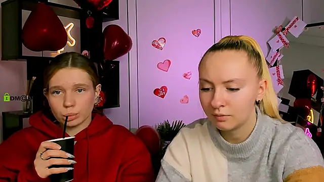 Snapshot of mila_glow1 chatting on 02-16-26, 07:12 mila glow1 online show from 02-16-26, 07:12