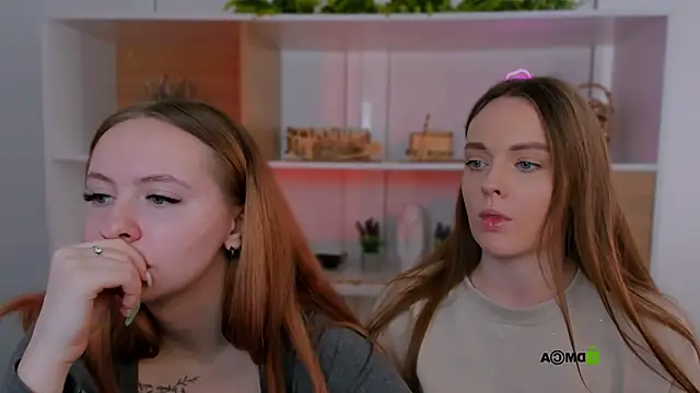 mila glow1 online show from 10-13-25, 08:38