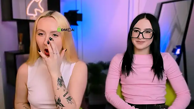 Snapshot of mila_glow1 chatting on 01-31-26, 07:23 mila glow1 online show from 01-31-26, 07:23