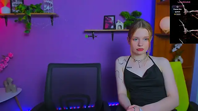 mila glow1 online show from 05-17-26, 07:14