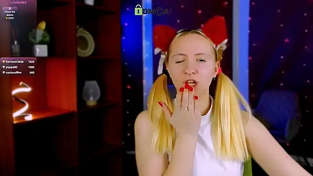 Snapshot of mila_glow1 chatting on 03-02-26, 05:08 mila glow1 online show from 03-02-26, 05:08