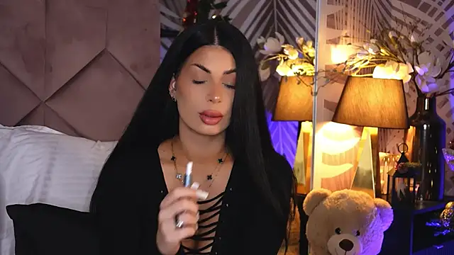 EvaRhea online show from 12-15-25, 03:56