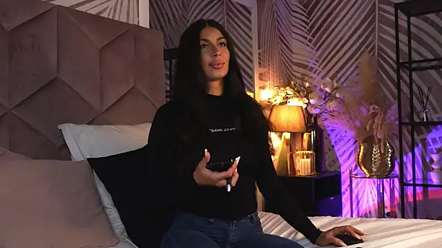 EvaRhea online show from 04-15-26, 02:50