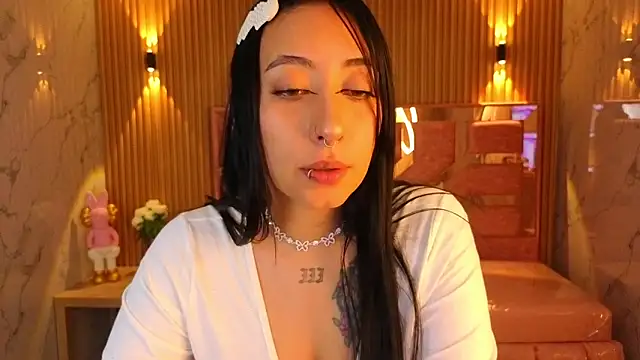 m eris s online show from 10-15-25, 01:41