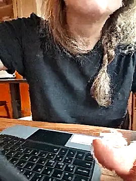 Horny mummy online show from 02-25-26, 08:14